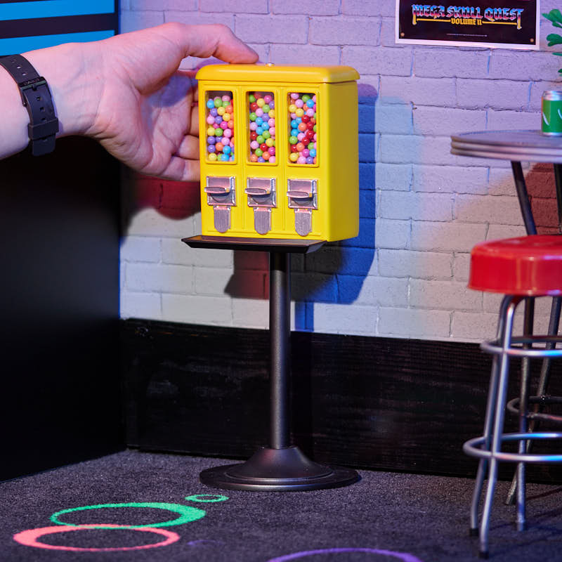 Quarter Arcades: Quarter Scale Gumball Machine